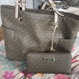 Michael Kors bag and wallet